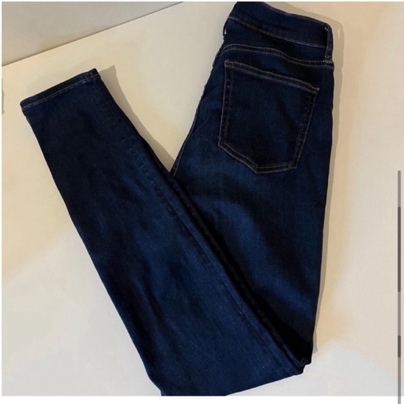 J Crew 9" HIGH RISE toothpick jean in Point Lake wash Sz 27 - Picture 8 of 9
